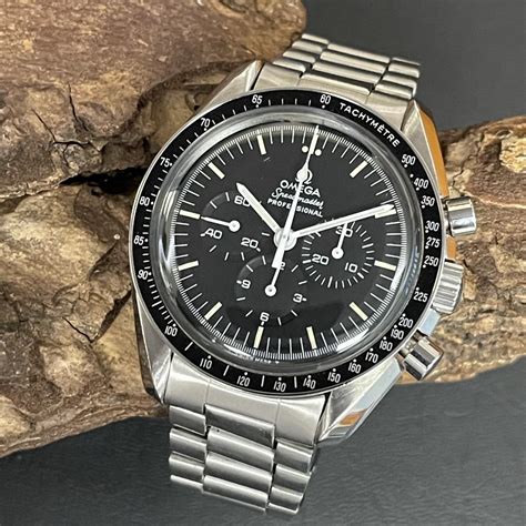 omega speedmaster professional review hodinkee|is omega making Speedmaster pros.